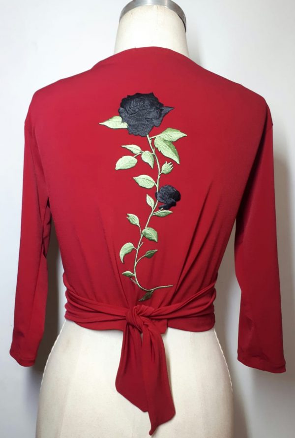 Casaco Flamenco Manguito Vermelho Flor Preta